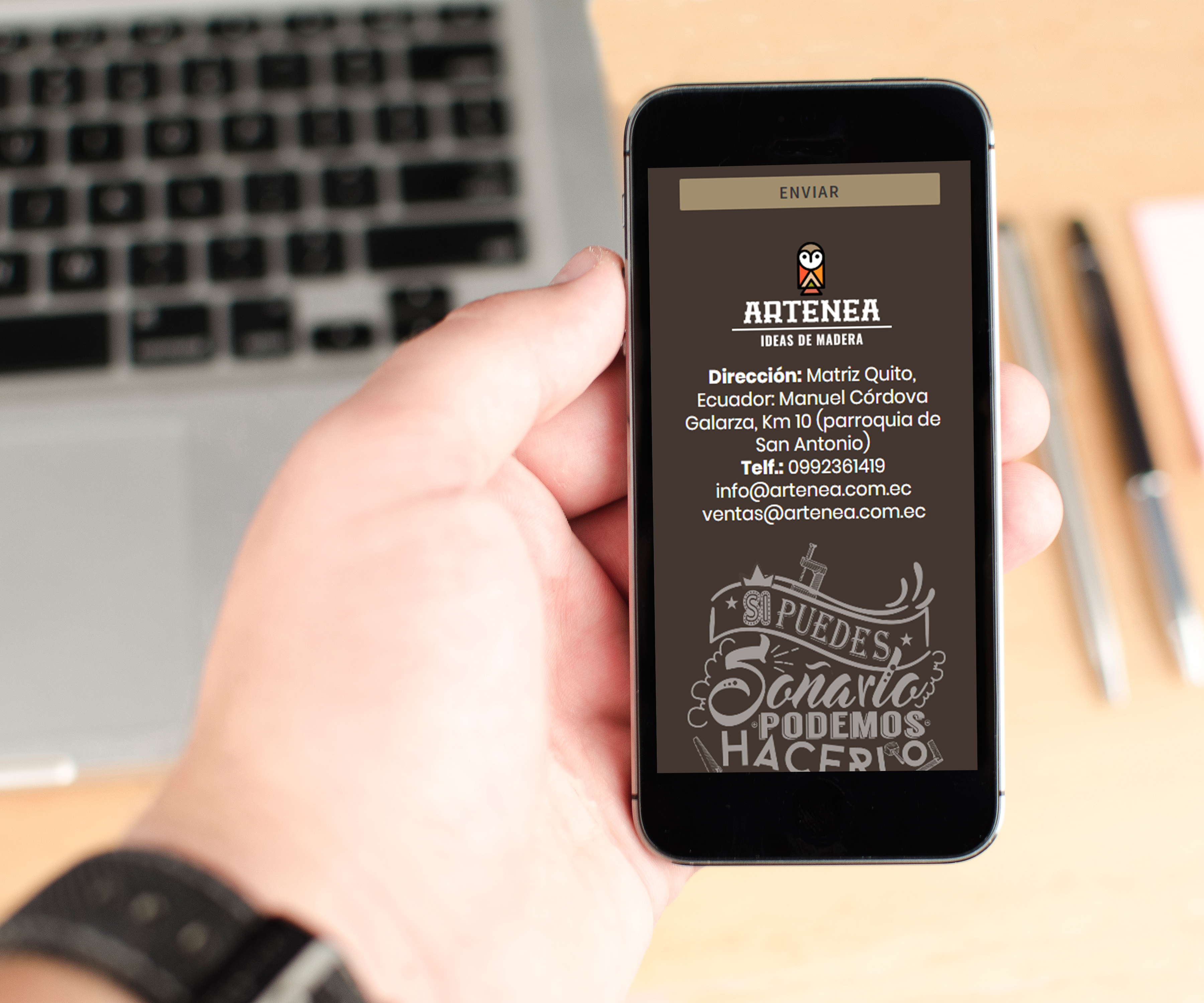 mokup artenea smatphone diseño muebles