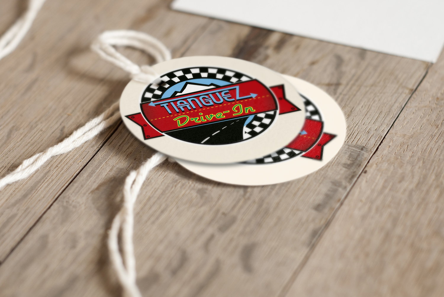 tianguez logo madera